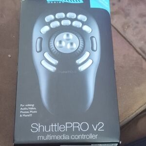 ShuttlePRO v2 Multimedia Controller